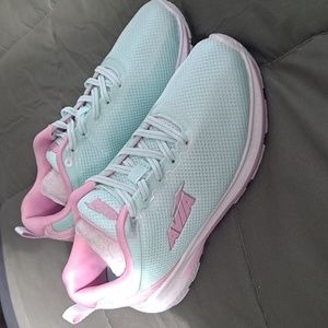 AVIA Big Girl 6 Teal Sneakers